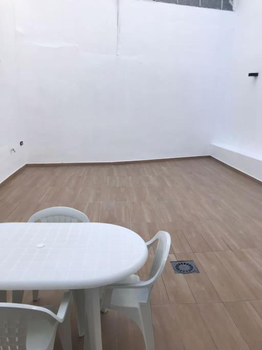 Ferienwohnung Bonita Y Amplia Casa Con Patio, En Centro Ciudad Mérida Exterior foto